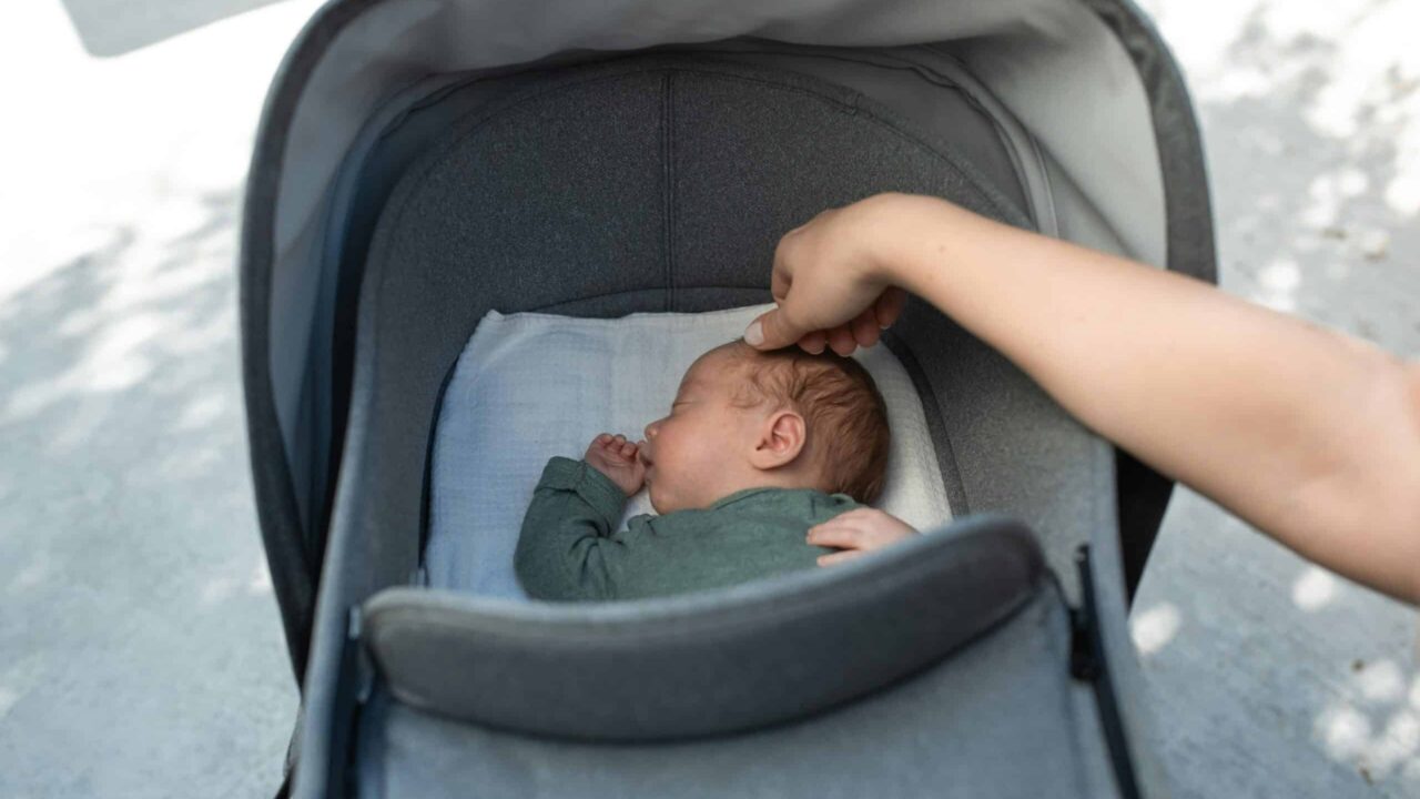 Busy Mom’s Guide to Preventing Flat Head